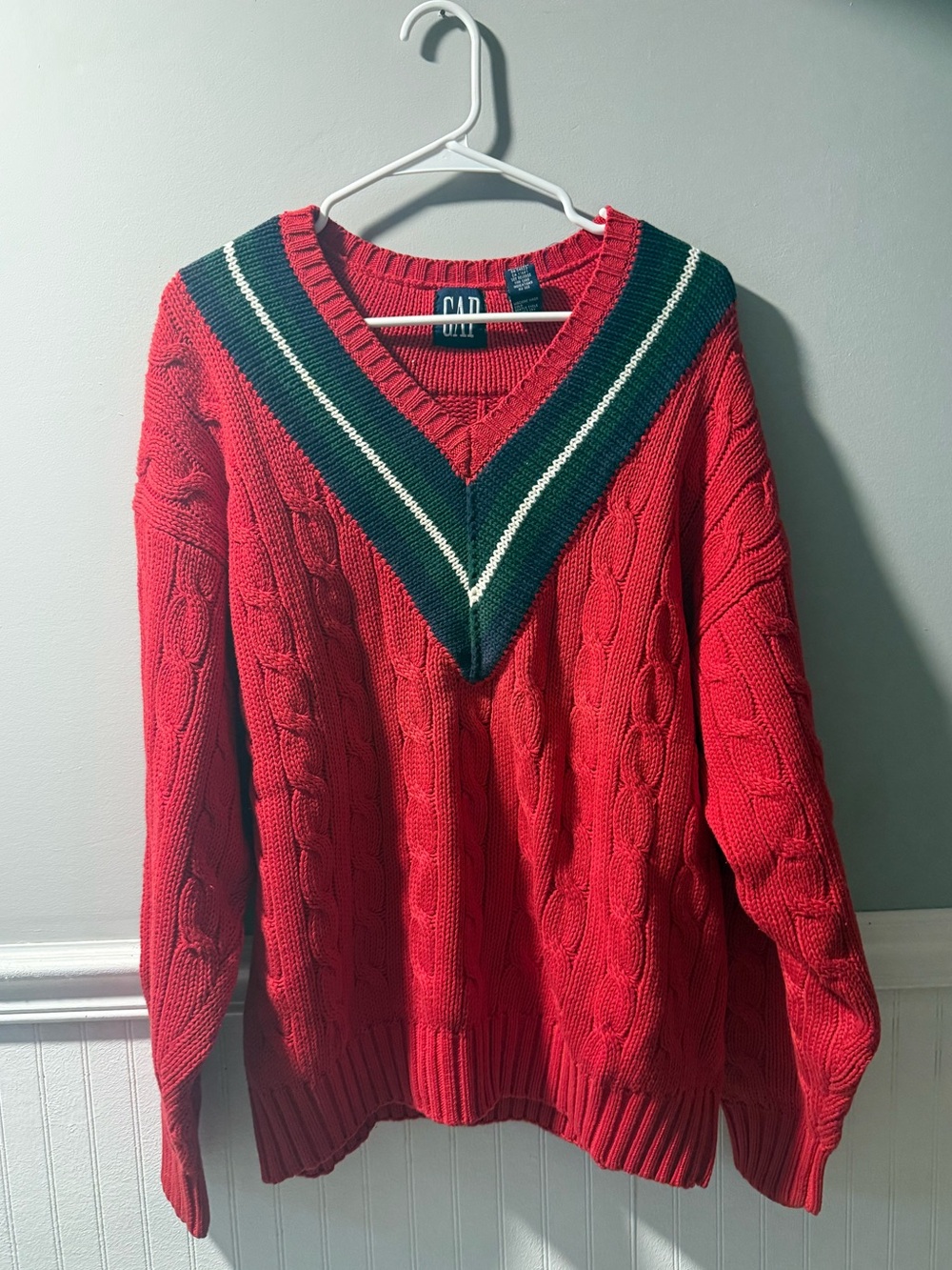 Vintage Gap V Neck Sweater Medium